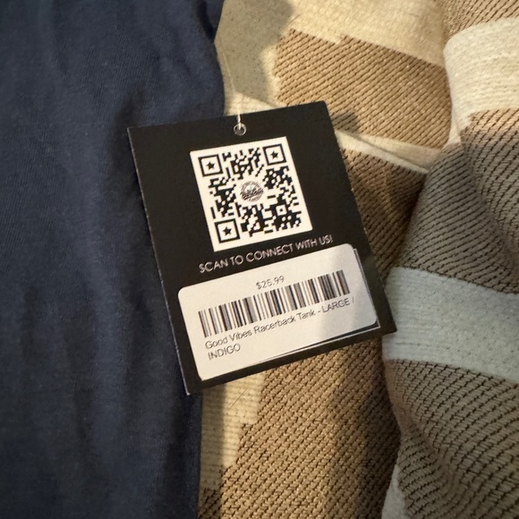 Barbells & Ponytails Tank - Picture 6 of 7